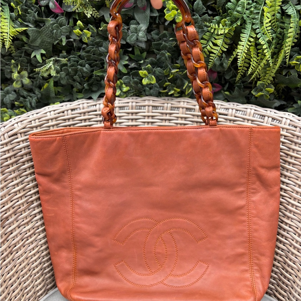 Authentic CHANEL brown leather CC tote tortoise handles